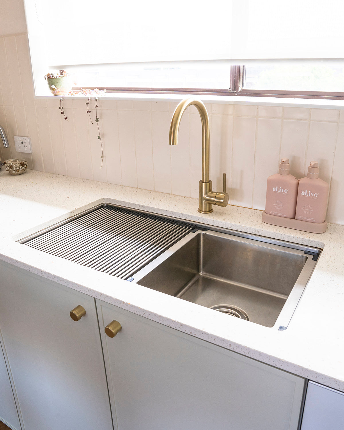 Bloom Sink Mixer lifestyle
