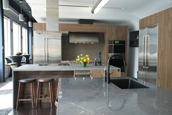 Grigio Dekton 8mm in a kitchen setting