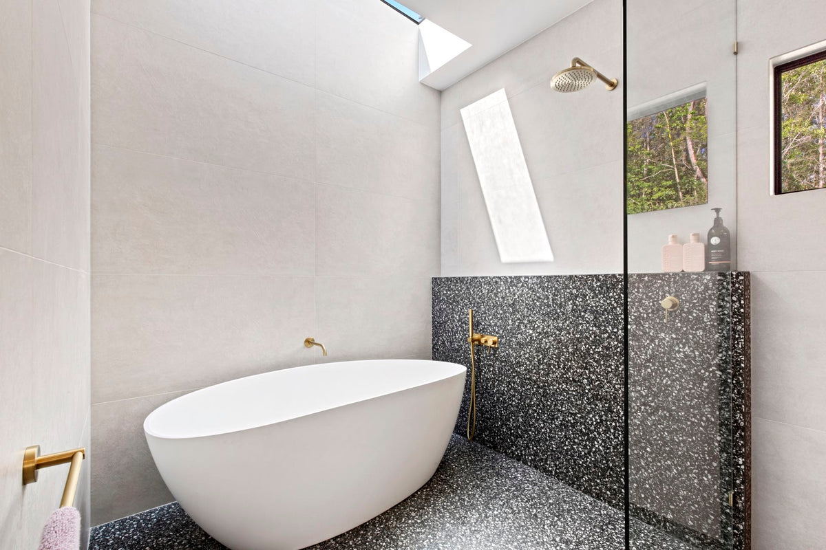 Tranquil 1560 Freestanding Gloss White Bath - ADP image 5