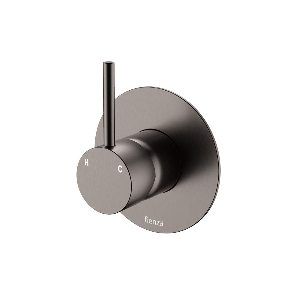 Kaya Up Wall Mixer, Large Round Plate - Gun Metal