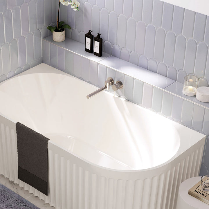 Kaya Swivel Basin/Bath Outlet - Brushed Nickel