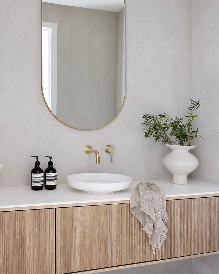 Bloom Wall Spout lifestyle