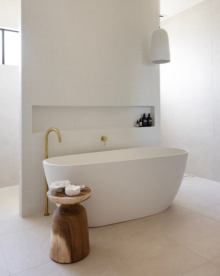 Bloom Floor Bath Spout lifestyle