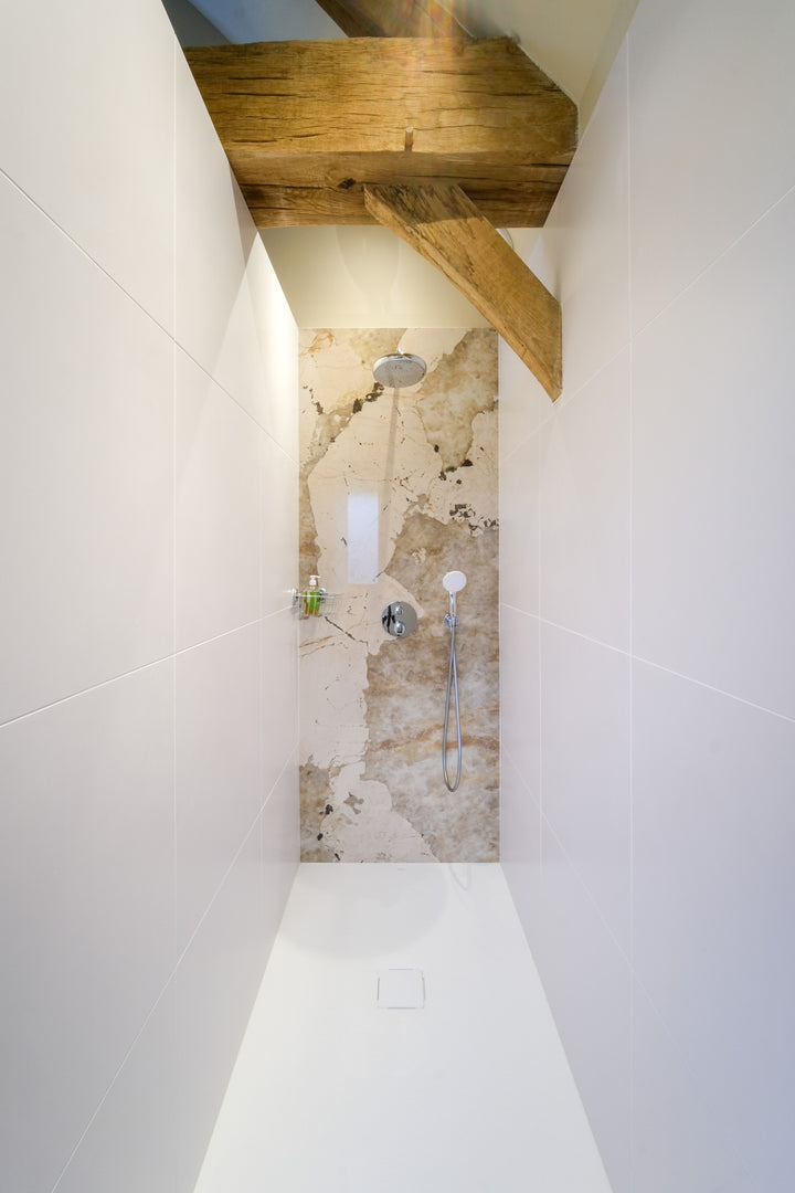 Khalo Dekton 8mm in a hallway or staircase setting