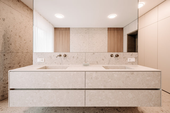 Ava Dekton 8mm in a bathroom setting