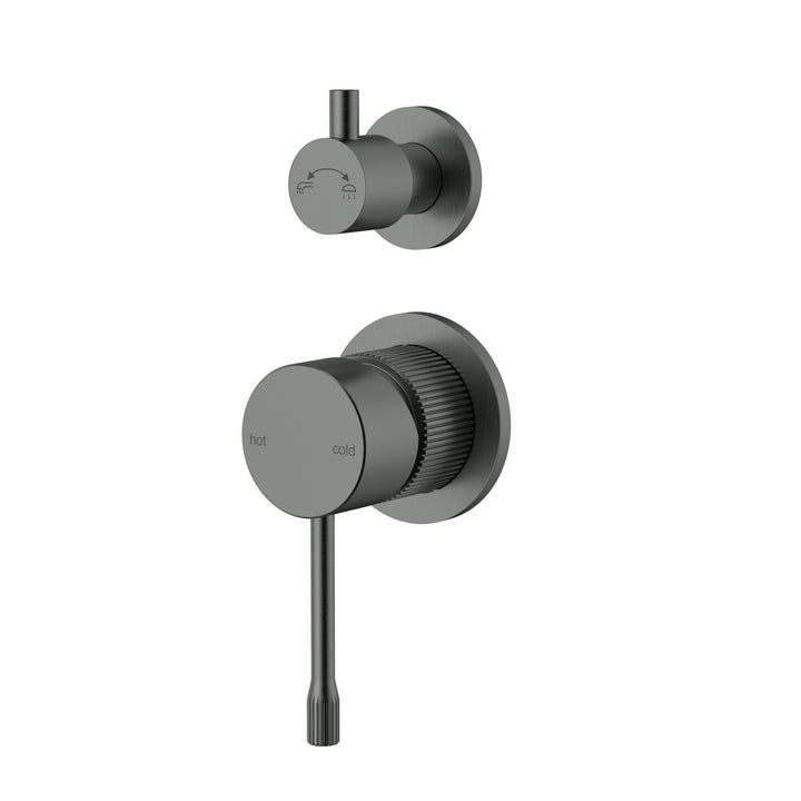 Linie Wall Diverter Mixer Trim Kit with Separate Cover Plate - Gun Metal