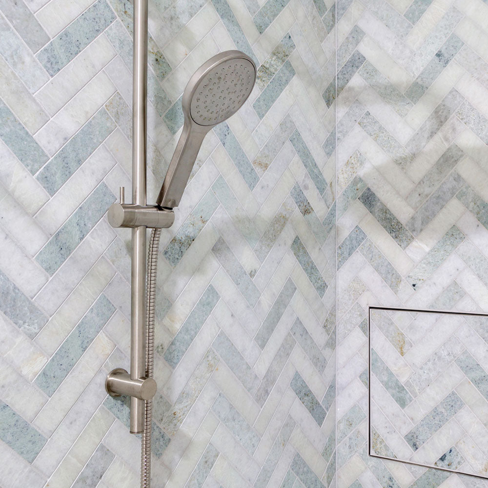 Kaya Rail Shower - Brushed Nickel