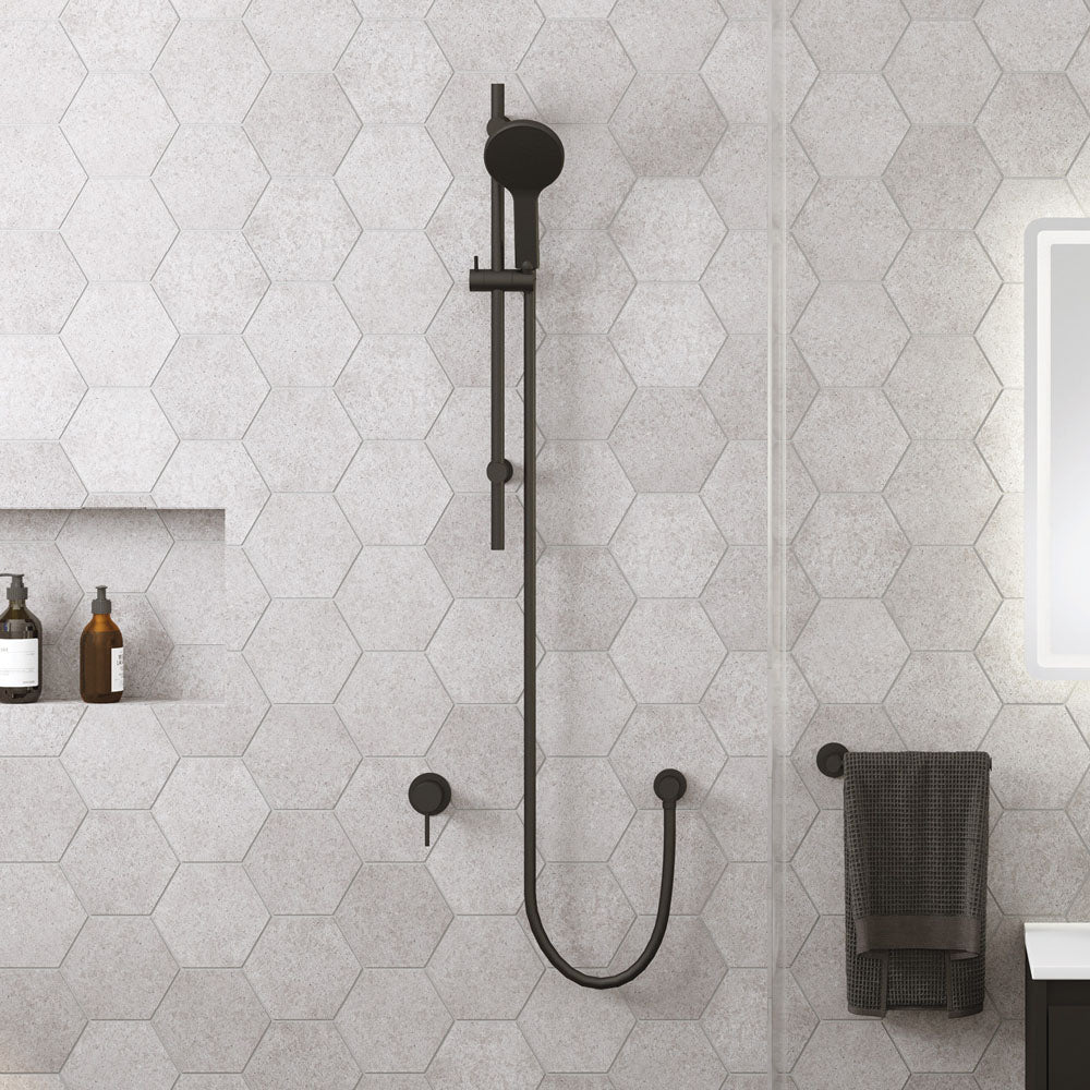 Kaya Rail Shower - Matte Black