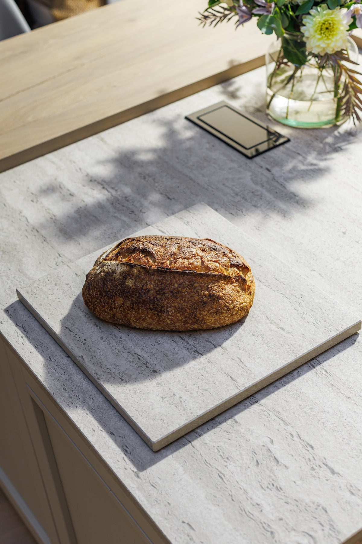Nebu Dekton 8mm in a kitchen setting