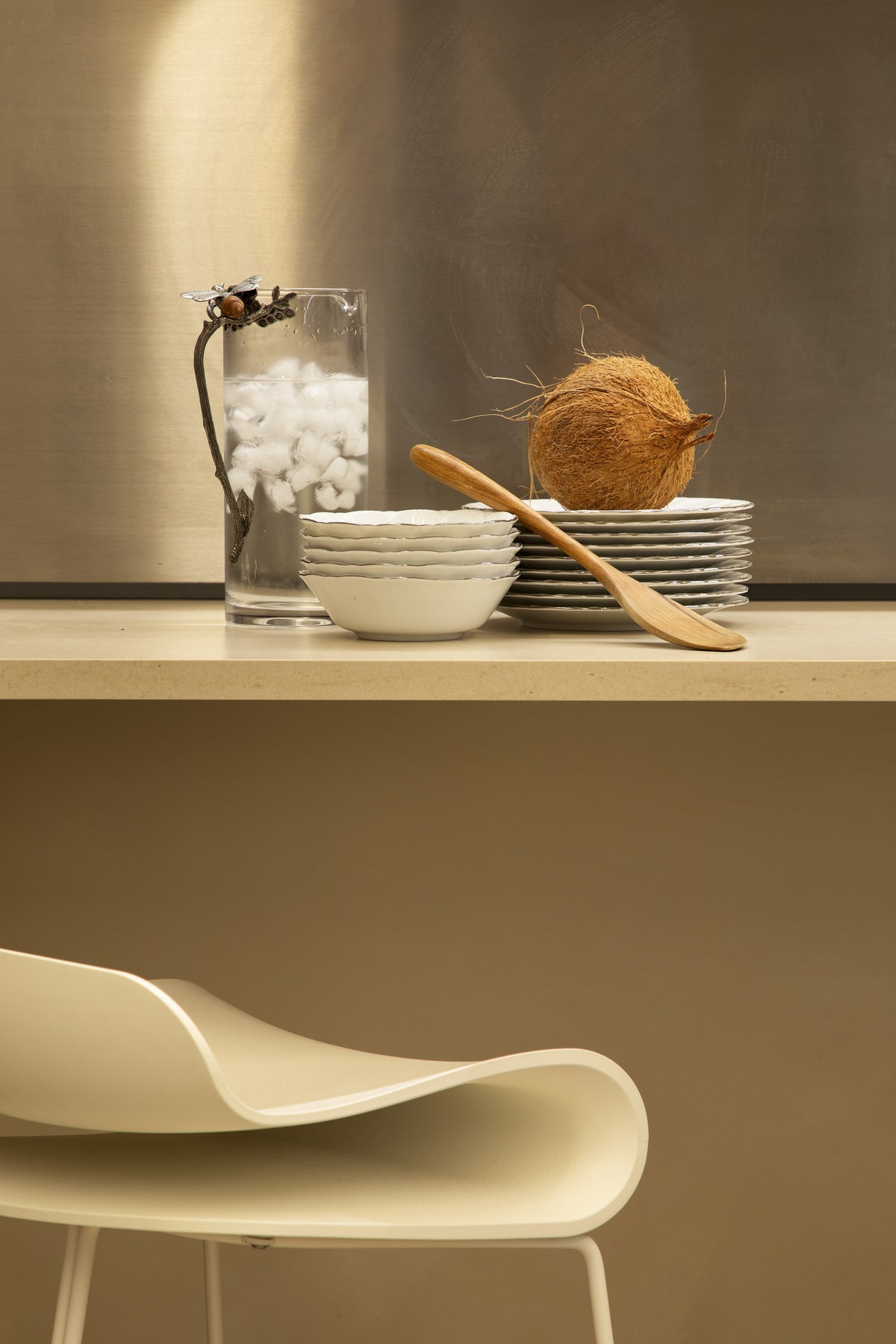 Danae Dekton 8mm in an interior setting