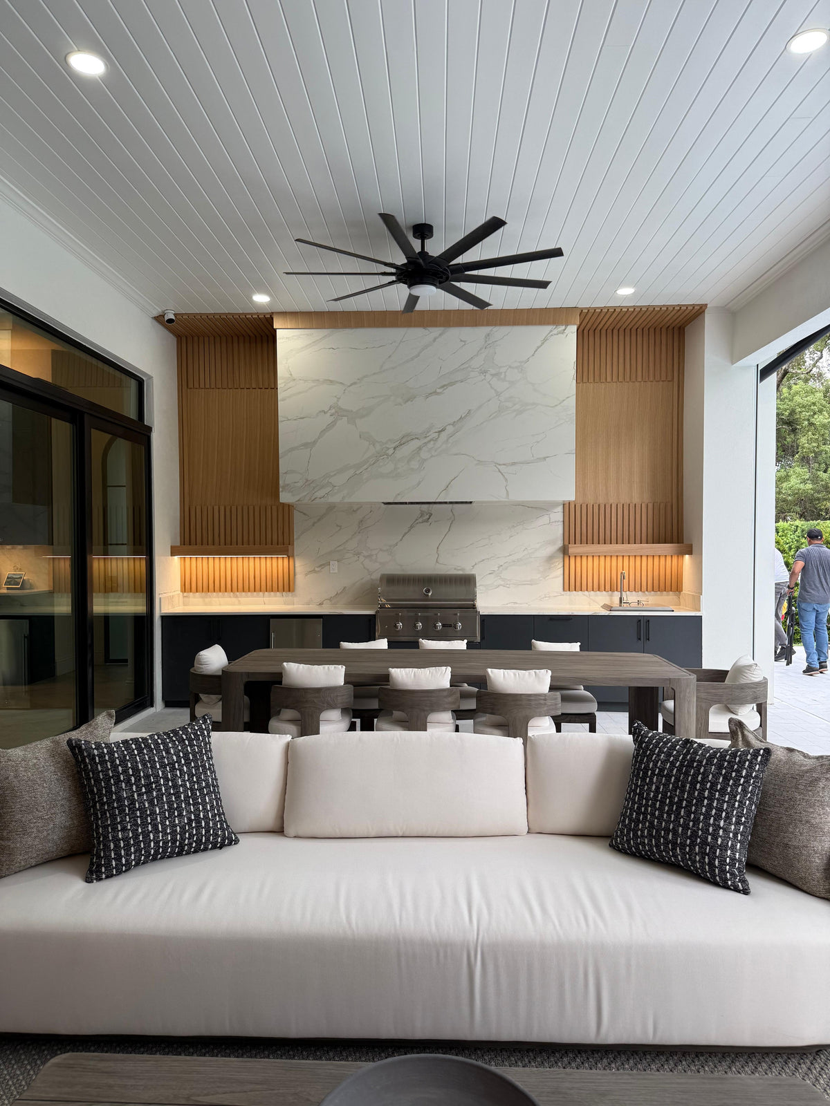 Morpheus Dekton 8mm in a living area setting