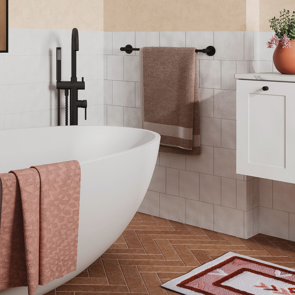 Kaya Single Towel Rail, 900mm - Matte Black