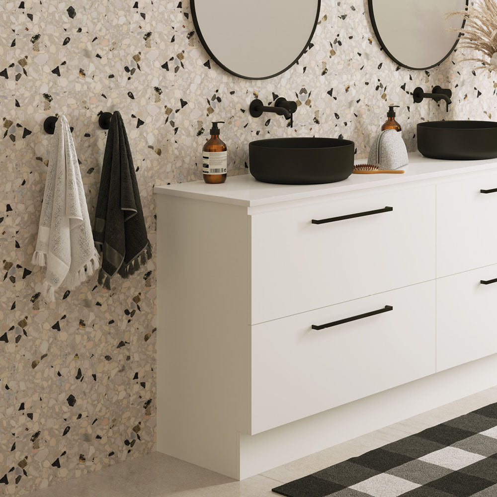 Kaya Robe Hook - Matte Black