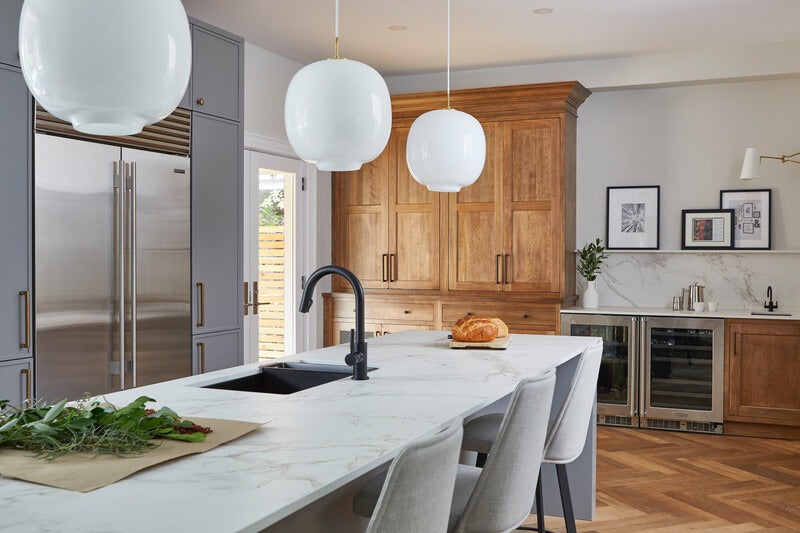 Dekton Entzo22 in a kitchen