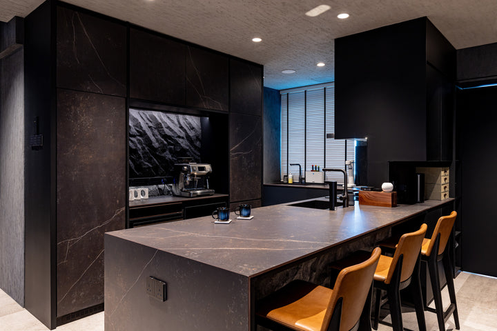 Laurent Dekton Optimma 4mm in a kitchen setting