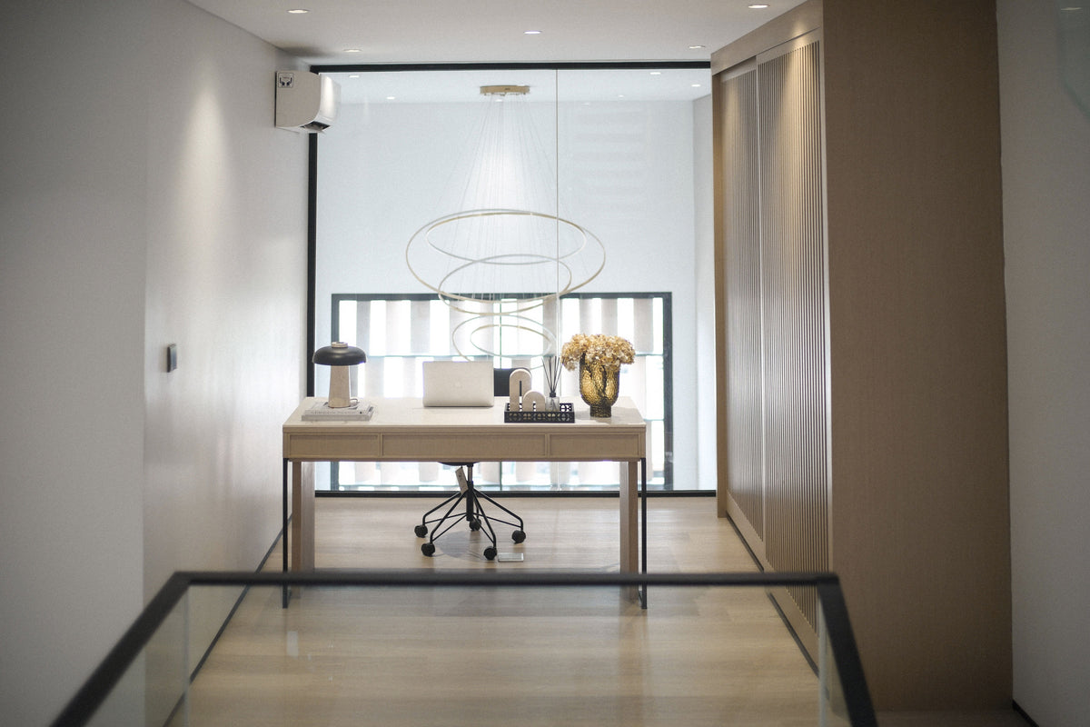 Entzo22 Dekton 8mm in a commercial interior setting
