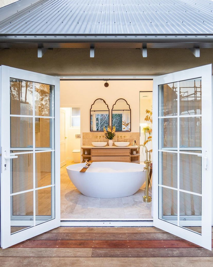 Coco freestanding bath — tub lifestyle
