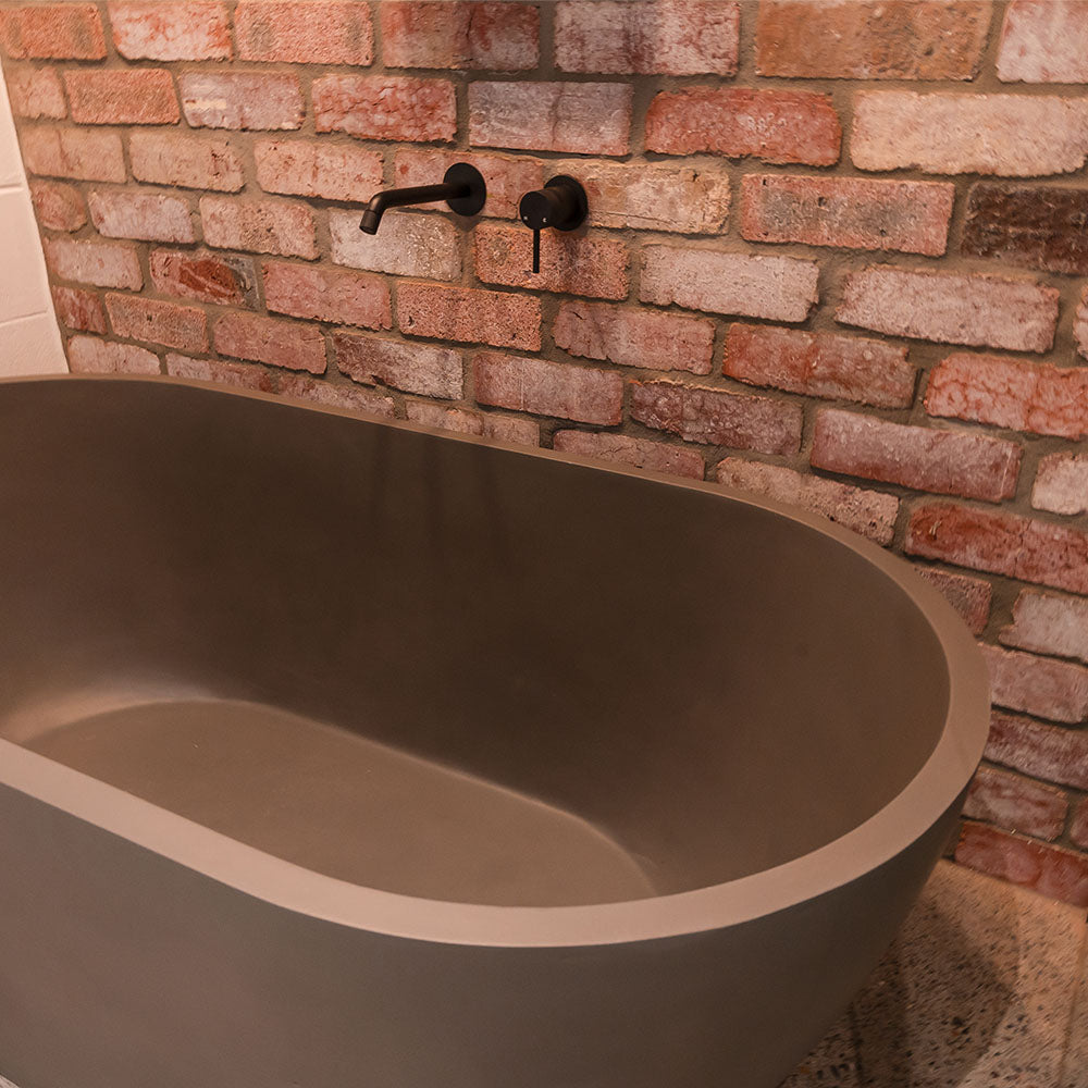 Jada Concrete Bath, 1500mm - Warm Grey - Fienza image 7