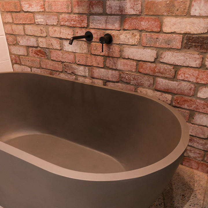 Jada Concrete Bath, 1500mm - Warm Grey - Fienza image 7