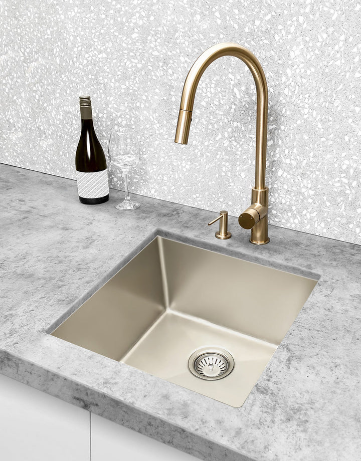 Round Pinless Piccola Pull Out Kitchen Mixer Tap - Champagne
