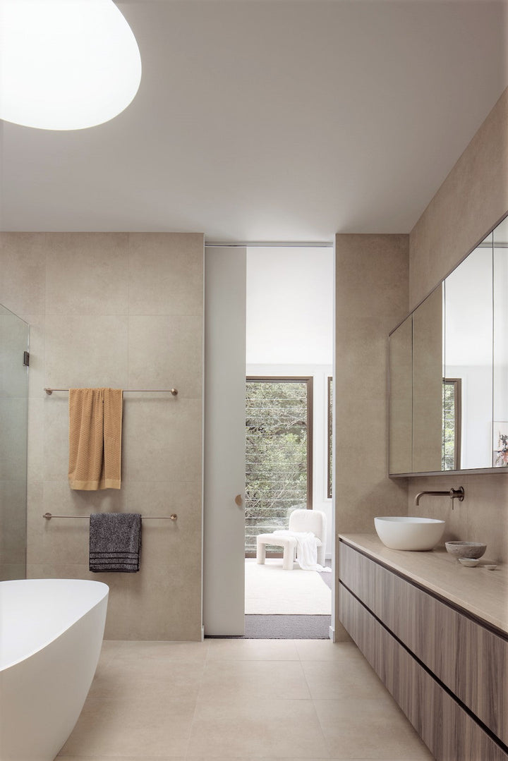 Round Single Towel Rail - Champagne