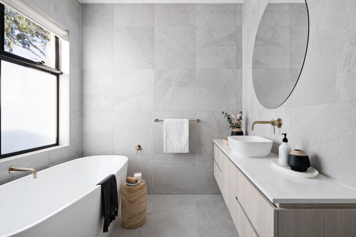 Universal Round Curved Spout - Champagne