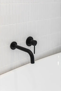 Universal Round Curved Spout - Matte Black Meir