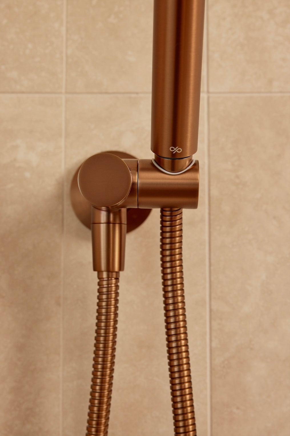 Round Shower on Swivel Bracket - Lustre Bronze