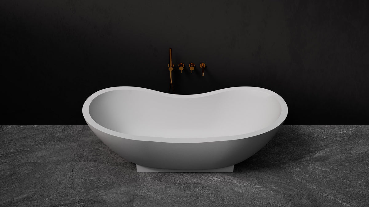 Mango freestanding bath — tub lifestyle