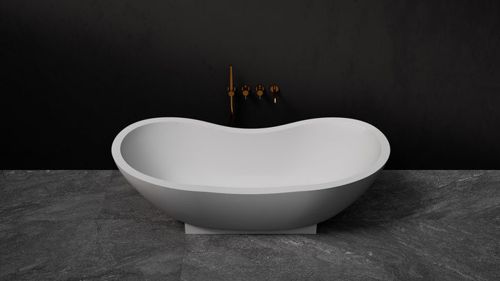 Mango freestanding bath — tub lifestyle