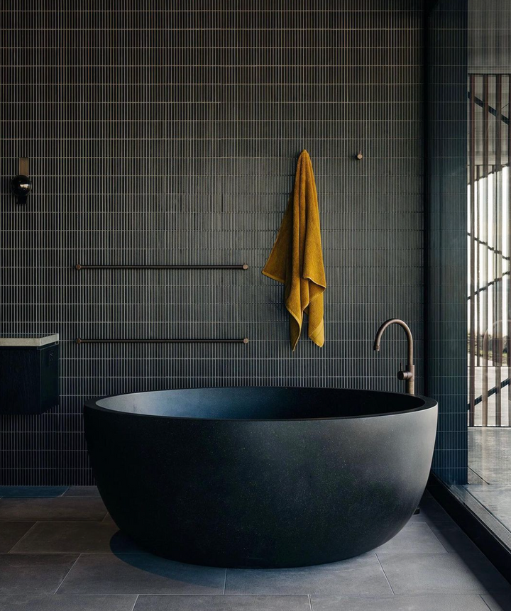 Romeo freestanding bath — bathroom lifestyle