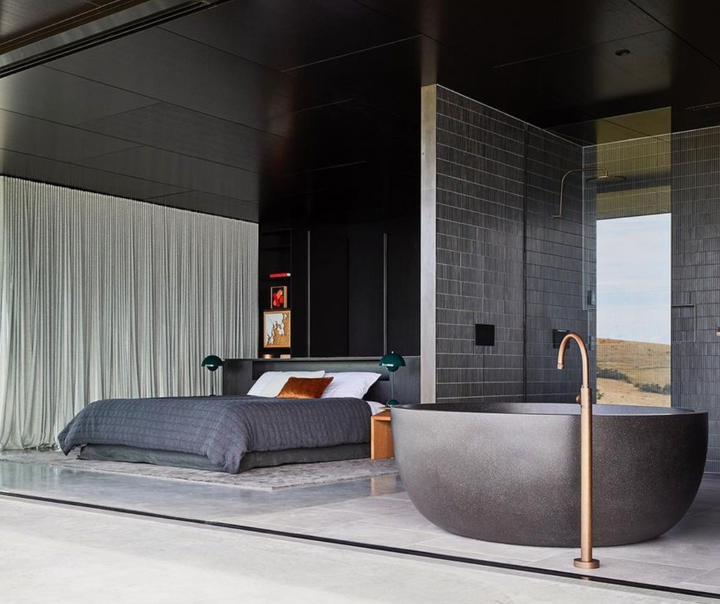 Romeo freestanding bath — bathroom lifestyle