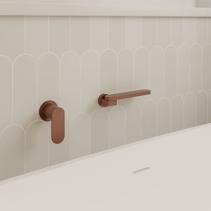 Rondo Swivel Bath Outlet - Brushed Copper