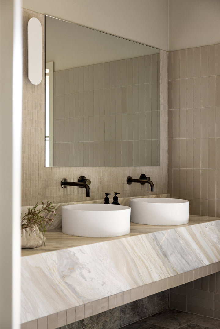 Universal Round Curved Spout - Shadow Gunmetal