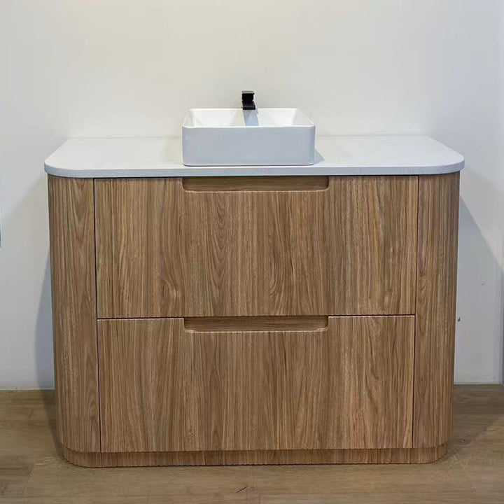 Varcelli Floor Standing 900mm gallery