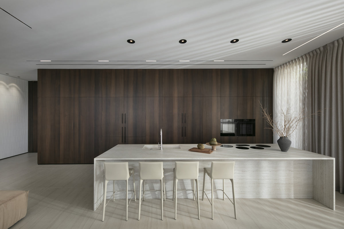 Marmorio Dekton 8mm in a kitchen setting