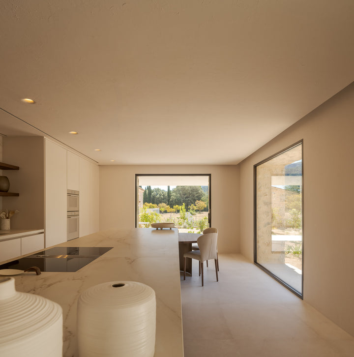 Rem Dekton 8mm in a living area setting