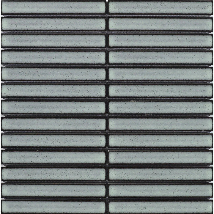 Finger Light Grey (Gloss) Mosaic tile face