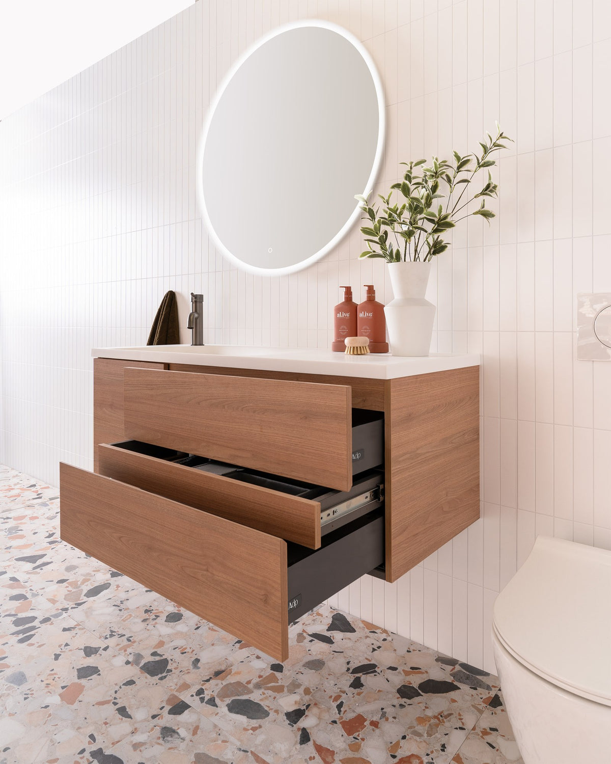 Drift Wall Hung Vanity - ADP Deluxe solid-sided drawers in graphite and bevel-grip finger pull. Hidden internal drawer and 1 x Como Small drawer organiser