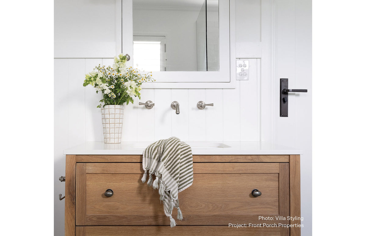 Cromford Wall Basin/Bath Set 180mm lifestyle