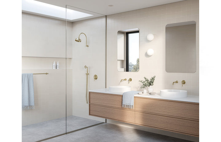 Cromford Wall Basin / Bath Outlet 180mm lifestyle