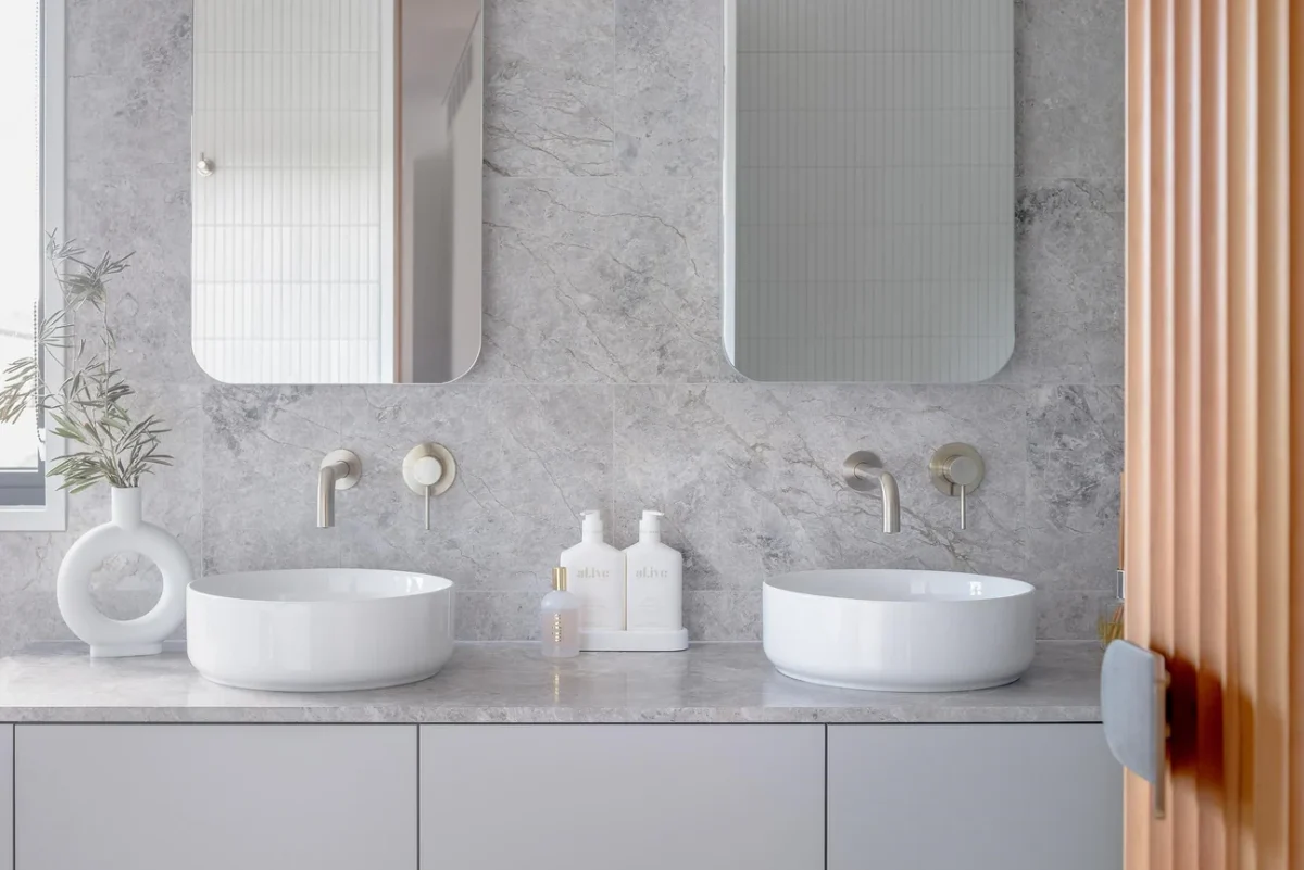 Universal Round Curved Spout - Image 18