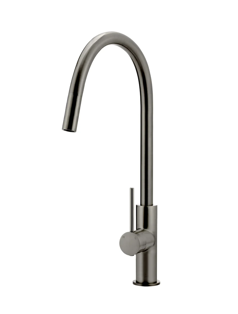 Round Piccola Pull Out Kitchen Mixer Tap - Image 18