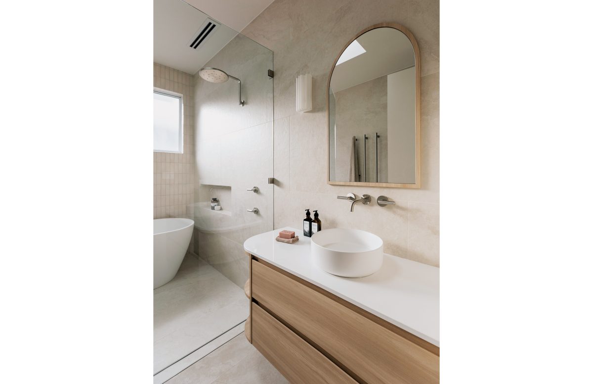 Vivid Slimline Plus Lever Wall Top Assemblies – Lead Free - Image 12