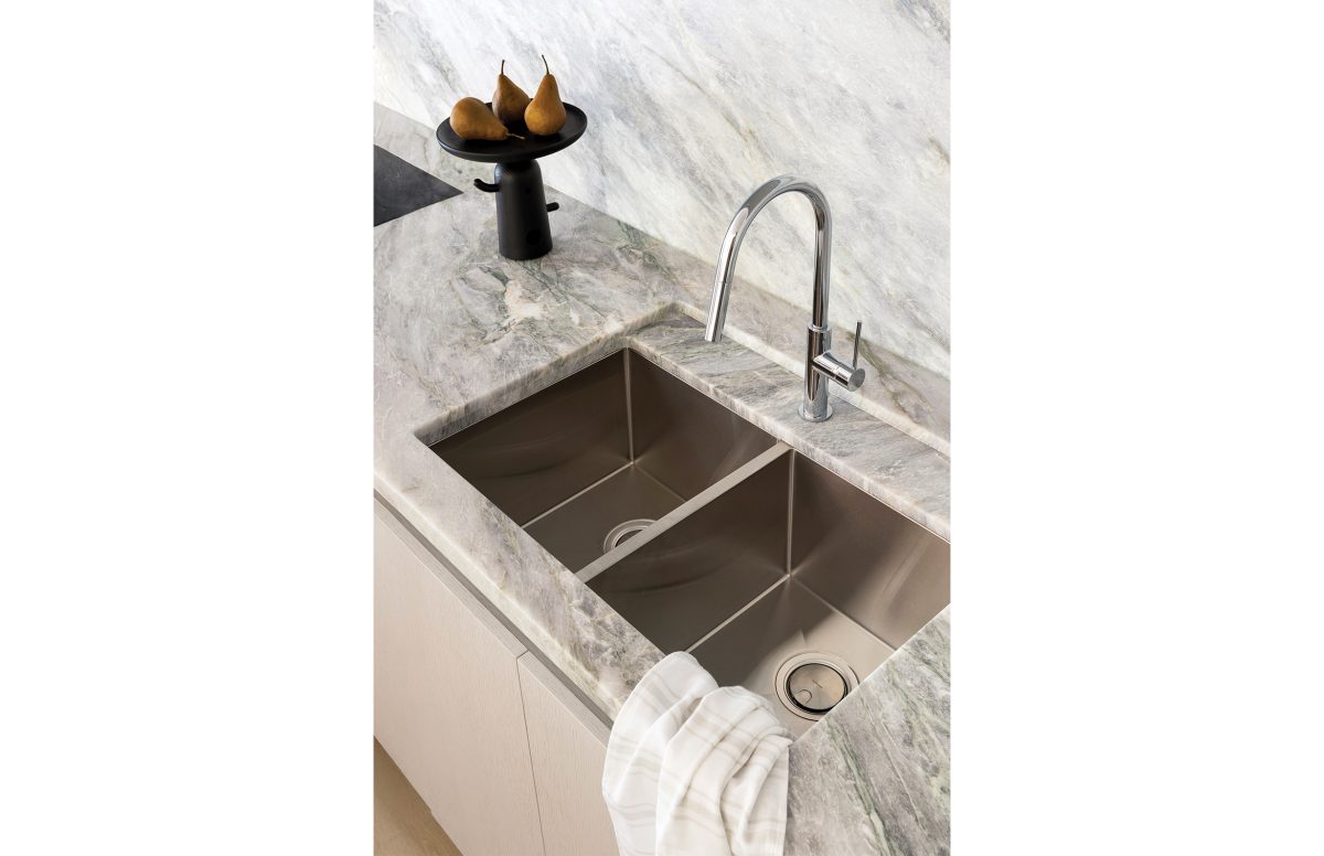 4000 Series Double Bowl Sink - Image 4